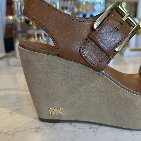 Michael Kors brown leather and suede wedges size 9 - Picture 2 of 8